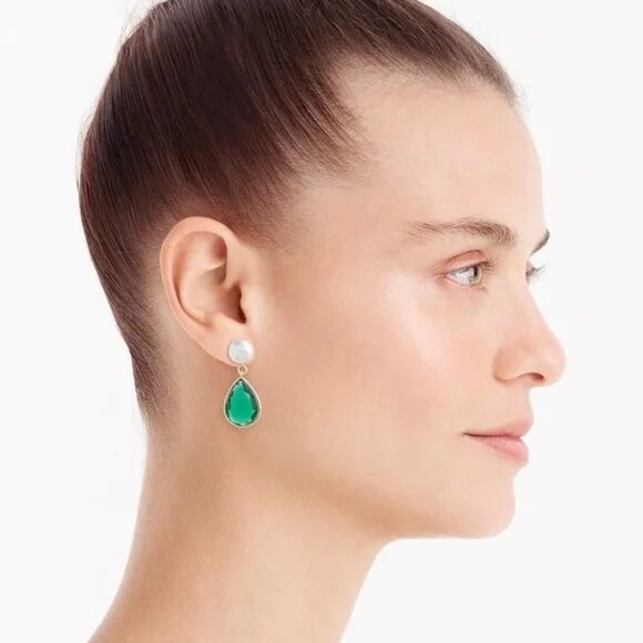 💜 J. Crew Freshwater Pearl and Crystal Teardrop Earrings NWT - Picture 2 of 4